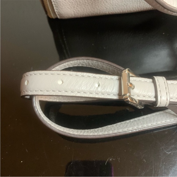 MiChaEl KoRs PebBle leaTHer t0tE hAnDbaG - Picture 8 of 13